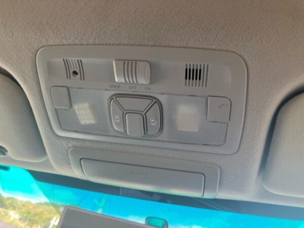 Ref:AUX-20141899 TOYOTA ESTIMA 2010 - Image 15