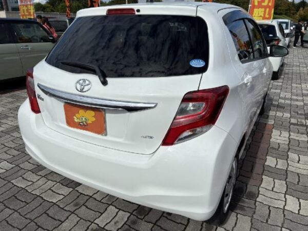 Ref:AUX-20142276 TOYOTA VITZ 2014 - Image 2