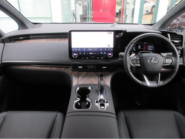 Ref:AUX-20142475 LEXUS LM 2024 8 Ref:AUX-20142475 LEXUS LM 2024 - Image 8