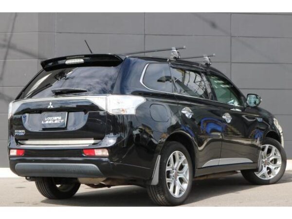 Ref:AUX-20142504 MITSUBISHI OUTLANDER PHEV 2015 - Image 2