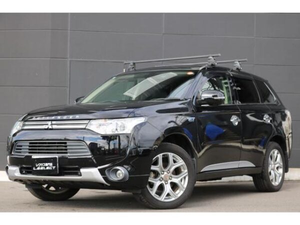 Ref:AUX-20142504 MITSUBISHI OUTLANDER PHEV 2015