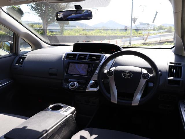 Ref:AUX-20142511 TOYOTA PRIUS ALPHA 2013 2 Ref:AUX-20142511 TOYOTA PRIUS ALPHA 2013 - Image 2