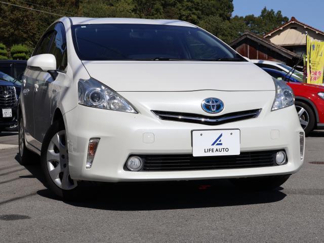 Ref:AUX-20142511 TOYOTA PRIUS ALPHA 2013 1 Ref:AUX-20142511 TOYOTA PRIUS ALPHA 2013