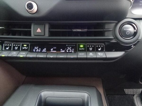 Ref:AUX-20142568 TOYOTA CROWN CROSSOVER 2023 - Image 18