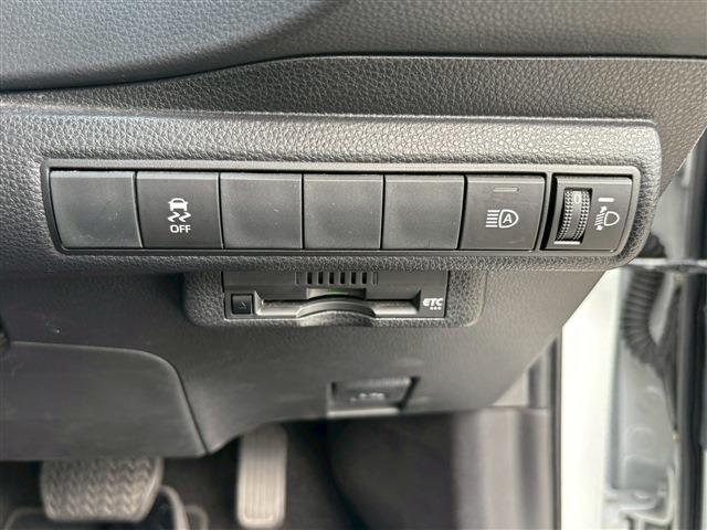 Ref:AUX-20142571 TOYOTA COROLLA TOURING 2022 17 Ref:AUX-20142571 TOYOTA COROLLA TOURING 2022 - Image 17