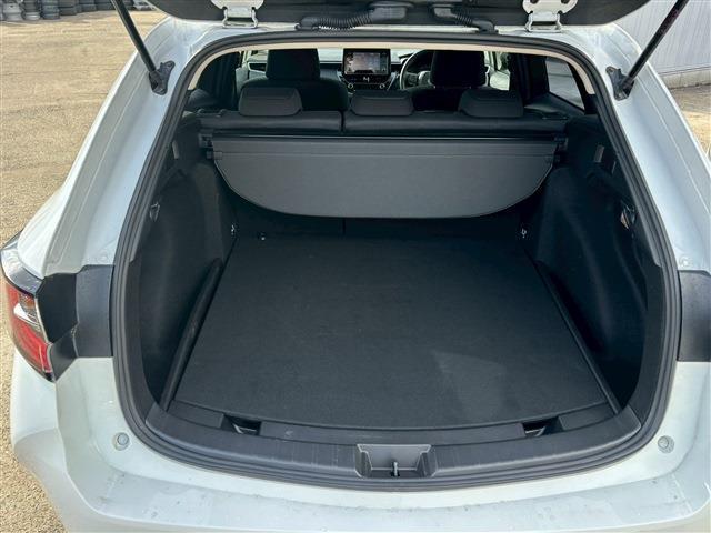 Ref:AUX-20142571 TOYOTA COROLLA TOURING 2022 5 Ref:AUX-20142571 TOYOTA COROLLA TOURING 2022 - Image 5