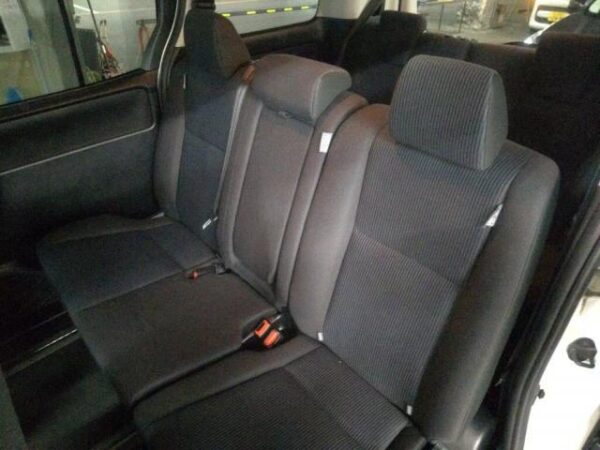 Ref:AUX-20143764 TOYOTA NOAH 2020 - Image 4