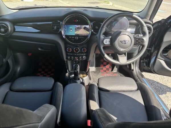 Ref:AUX-20146224 MINI MINI 2021 - Image 15