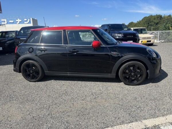 Ref:AUX-20146224 MINI MINI 2021 - Image 4