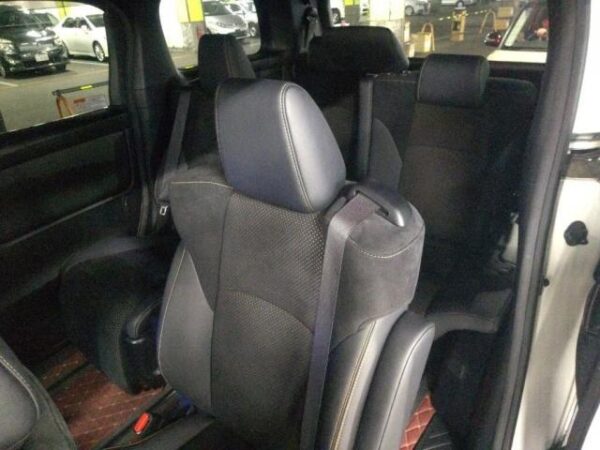 Ref:AUX-20153050 TOYOTA ALPHARD 2021 - Image 4