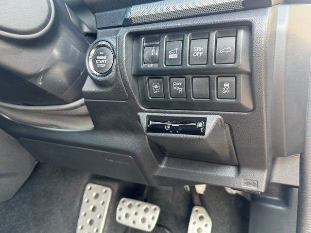 Ref:AUX-20153099 SUBARU FORESTER 2018 - Image 16