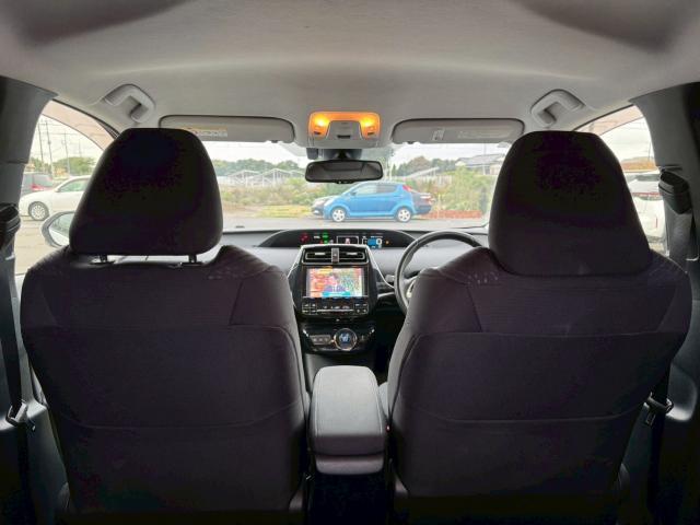 Ref:AUX-20163687 TOYOTA PRIUS 2017 17 Ref:AUX-20163687 TOYOTA PRIUS 2017 - Image 17