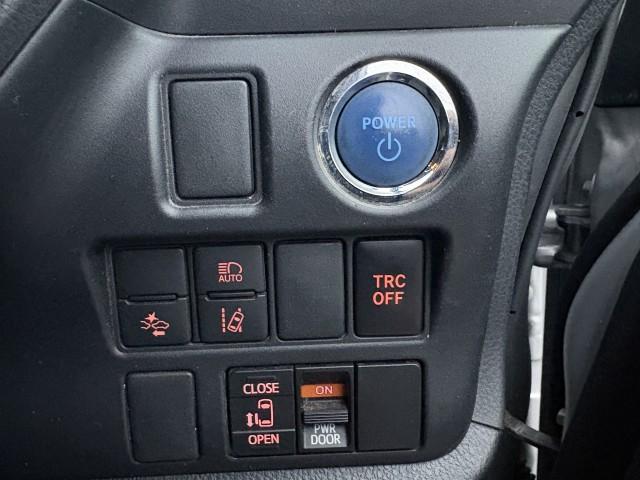 Ref:AUX-20164102 TOYOTA NOAH 2021 5 Ref:AUX-20164102 TOYOTA NOAH 2021 - Image 5