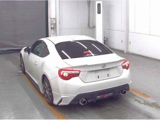 Ref:AUX-20171044 TOYOTA 86 2017 - Image 2