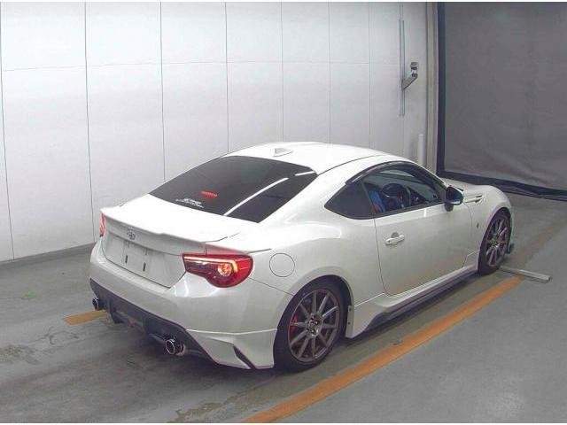 Ref:AUX-20171044 TOYOTA 86 2017 - Image 4