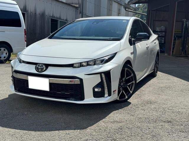 Ref:AUX-20176942 TOYOTA PRIUS PHV 2017