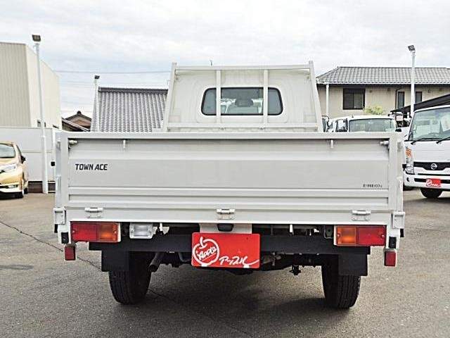 Ref:AUX-20193775 TOYOTA TOWNACE TRUCK 2023 - Image 2