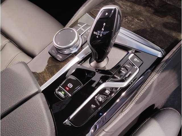 Ref:AUX-20201126 BMW 5 SERIES 2021 - Image 15