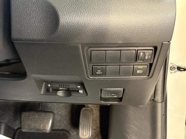 Ref:AUX-20205178 TOYOTA YARIS 2022 - Image 8