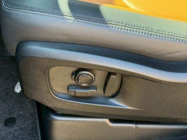 Ref:AUX-20214697 LAND ROVER DEFENDER 2024 - Image 14