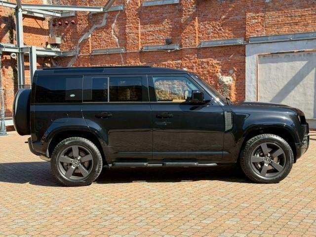 Ref:AUX-20214697 LAND ROVER DEFENDER 2024 - Image 7