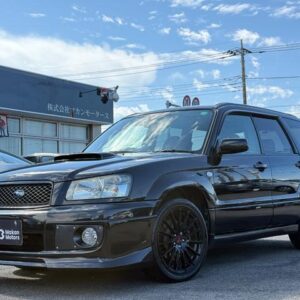 2004 Subaru Forester black gasoline used car Japan export