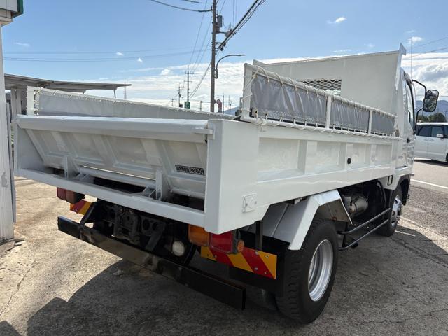 Ref:AUX-20240661 MITSUBISHI FUSO FIGHTER 2011 3 Ref:AUX-20240661 MITSUBISHI FUSO FIGHTER 2011 - Image 3
