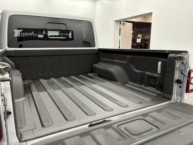 Ref:AUX-20241307 CHRYSLER JEEP JEEP GLADIATOR 2023 - Image 15