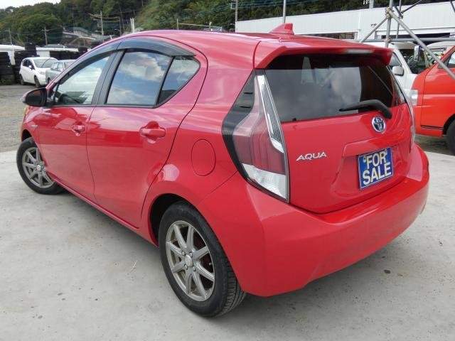 Ref:AUX-20256525 TOYOTA AQUA 2015 - Image 3