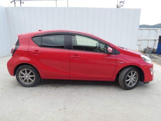 Ref:AUX-20256525 TOYOTA AQUA 2015 - Image 10