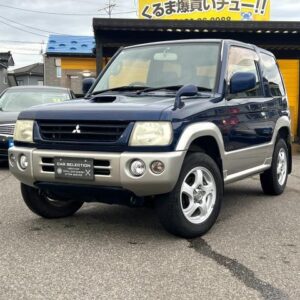 2003 Mitsubishi Pajero Mini blue gasoline used car Japan export