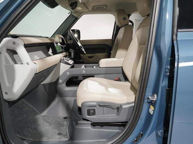 Ref:AUX-20258538 LAND ROVER DEFENDER 2023 - Image 17