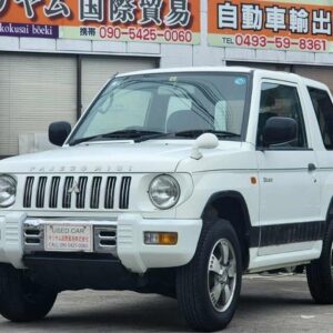 1998 Mitsubishi Pajero Mini white gasoline used car Japan export