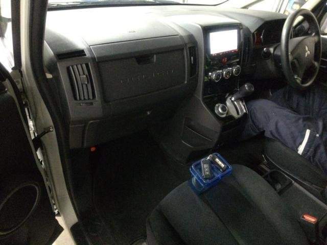 Ref:AUX-20263346 MITSUBISHI DELICA D:5 2017 - Image 3