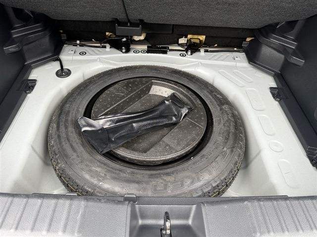 Ref:AUX-20274132 TOYOTA YARIS CROSS 2024 - Image 12