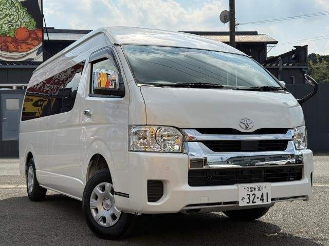 Ref:AUX-20280661 TOYOTA HIACE WAGON 2025