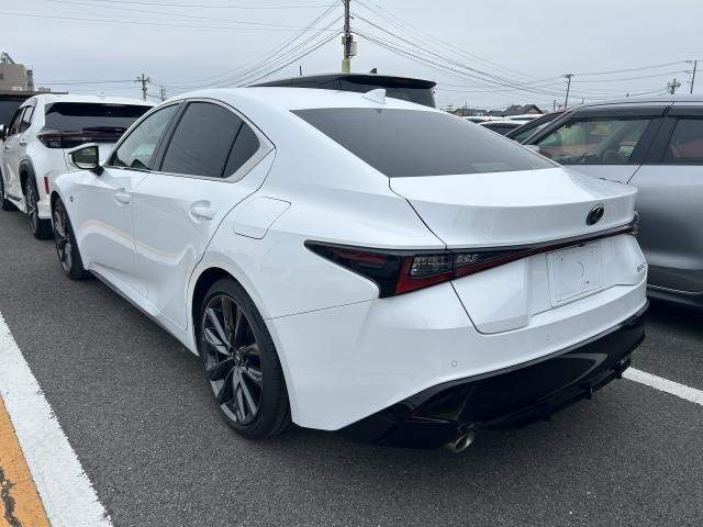 Ref:AUX-20280995 LEXUS IS 2023 - Image 2