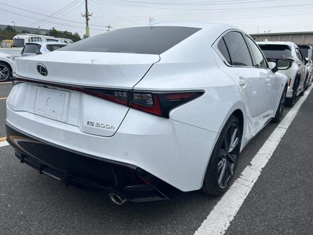 Ref:AUX-20280995 LEXUS IS 2023 - Image 5