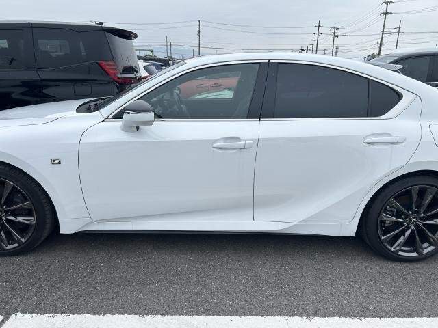 Ref:AUX-20280995 LEXUS IS 2023 - Image 6