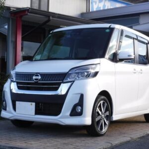 2017 Nissan Dayz Roox pearl gasoline used car Japan export