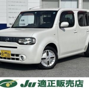 2015 Nissan Cube pearl gasoline used car Japan export