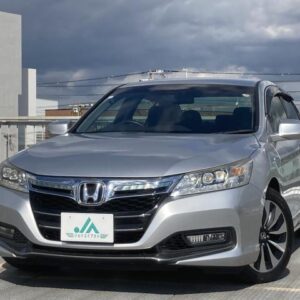 2014 Honda Accord Hybrid silver hybrid used car Japan export