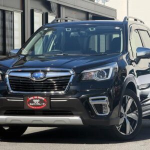 2018 Subaru Forester black hybrid used car Japan export