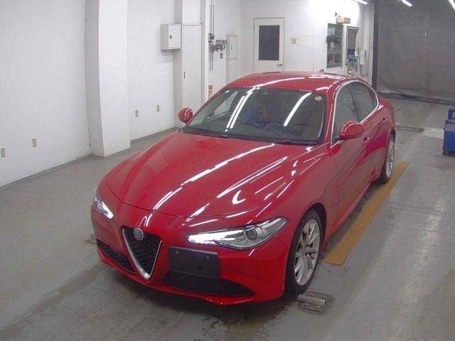 Ref:AUX-20314203 ALFA ROMEO GIULIA 2019