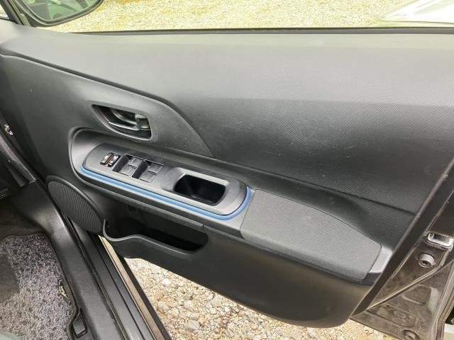 Ref:AUX-20314284 TOYOTA AQUA 2014 - Image 9