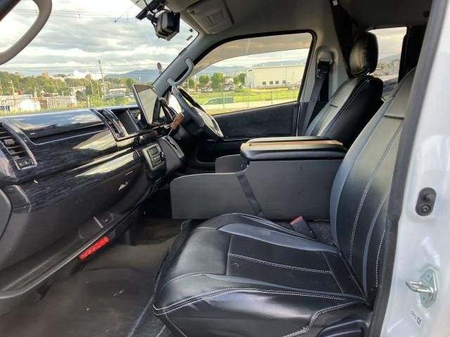 Ref:AUX-20318692 TOYOTA HIACE WAGON 2017 - Image 8