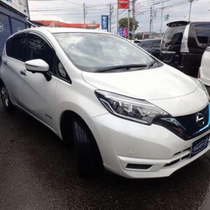 2019 Nissan Note pearl hybrid used car Japan export