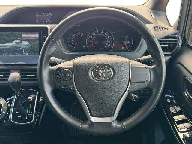 Ref:AUX-20329318 TOYOTA VOXY 2018 - Image 15