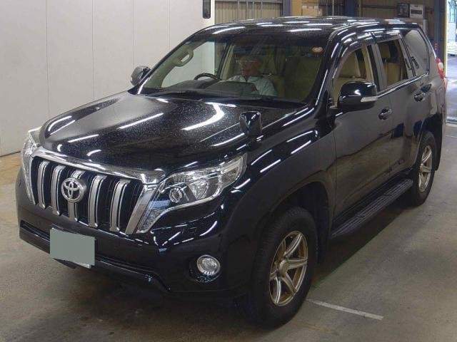 Ref:AUX-20330658 TOYOTA LAND CRUISER PRADO 2016
