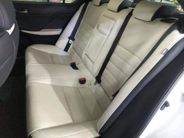 Ref:AUX-20367237 LEXUS IS 2023 - Image 6